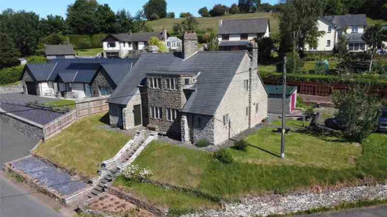 Cosy Arts & Crafts Cottage With Stunning Views Brecon Exteriér fotografie