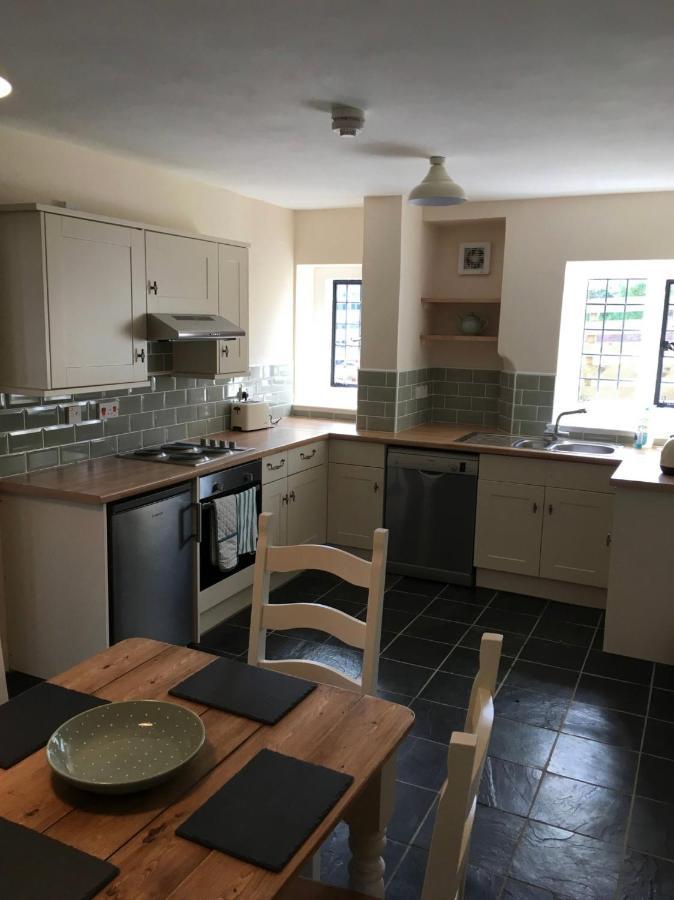 Cosy Arts & Crafts Cottage With Stunning Views Brecon Exteriér fotografie
