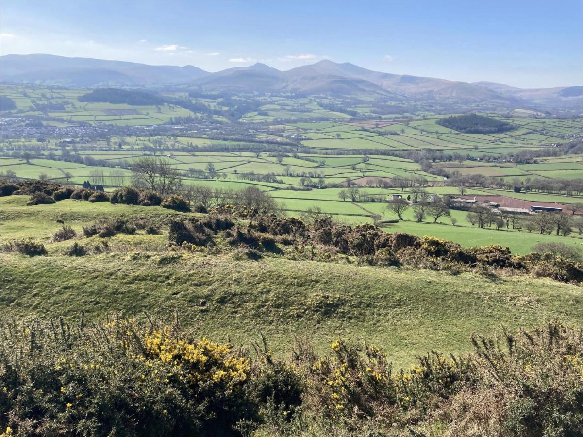 Cosy Arts & Crafts Cottage With Stunning Views Brecon Exteriér fotografie